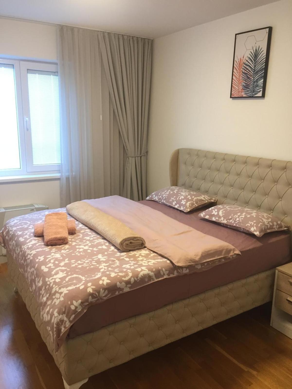 شقة نهر اليجا Sarajevo Bagian luar foto